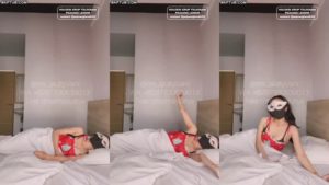 Bokep Miss Lutty Vani Hijab Bangun Tidur Colmek Pake Terong