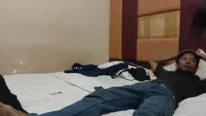 Ngajak Selingkuhan Ke Hotel
